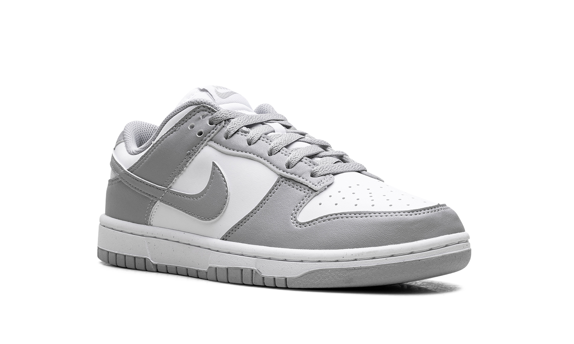 Dunk Low Next Nature WMNS "Light Smoke Grey"