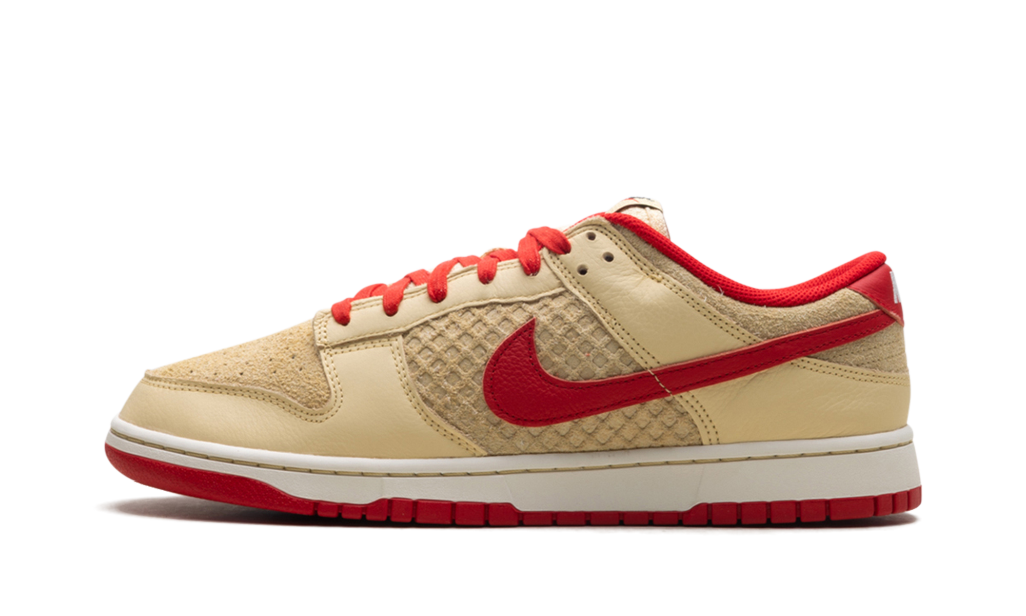 Dunk Low "STRAWBERRY WAFFLE"