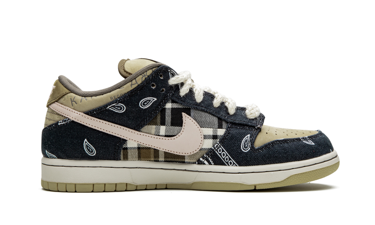 SB Dunk Low QS Special Box "Travis Scott"
