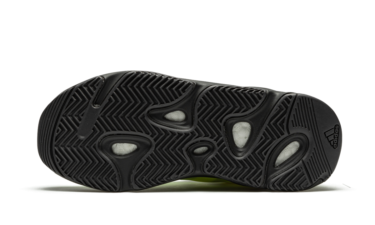 Yeezy Boost 700 MNVN KIDS "Phosphor"