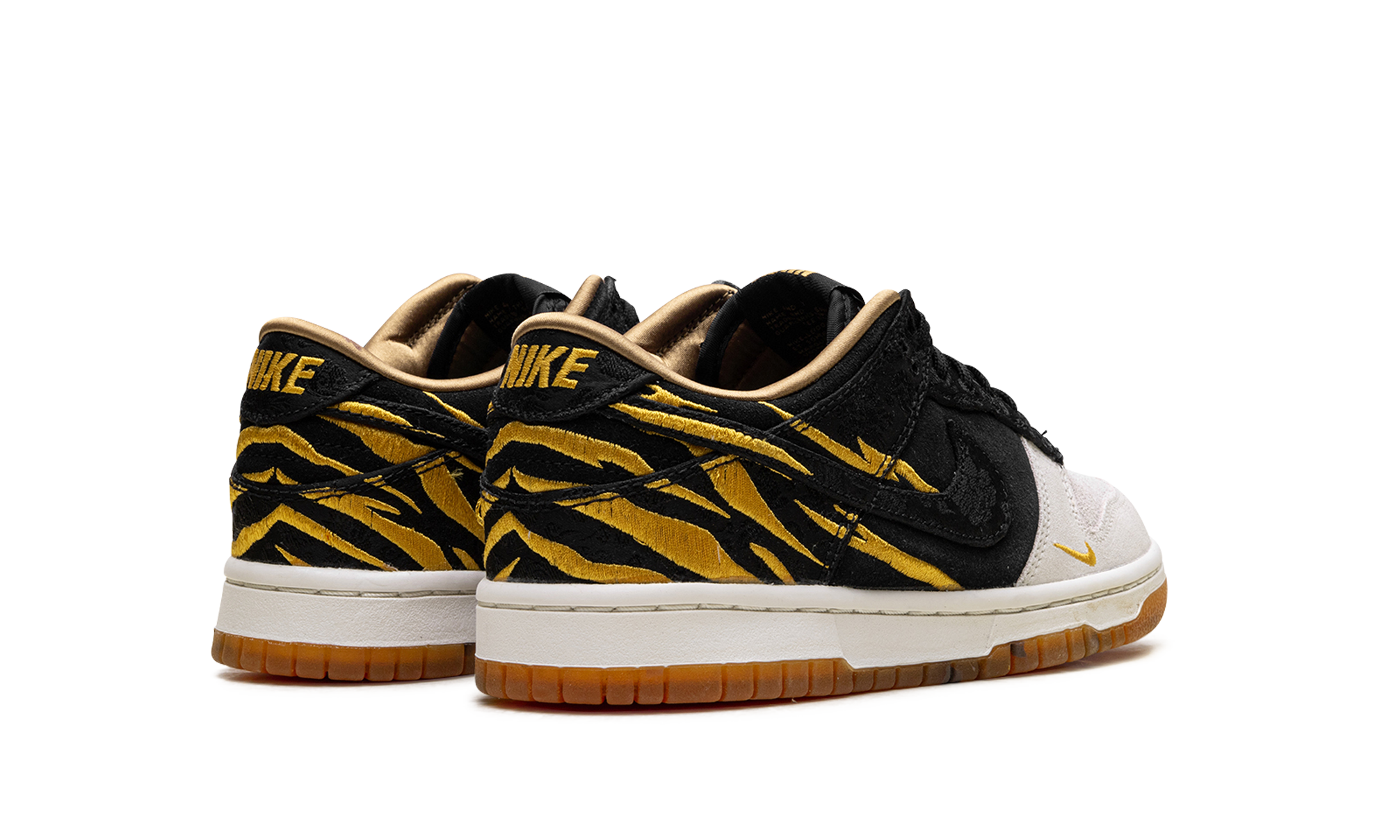 Dunk Low GS "Year of the Tiger (2022)"