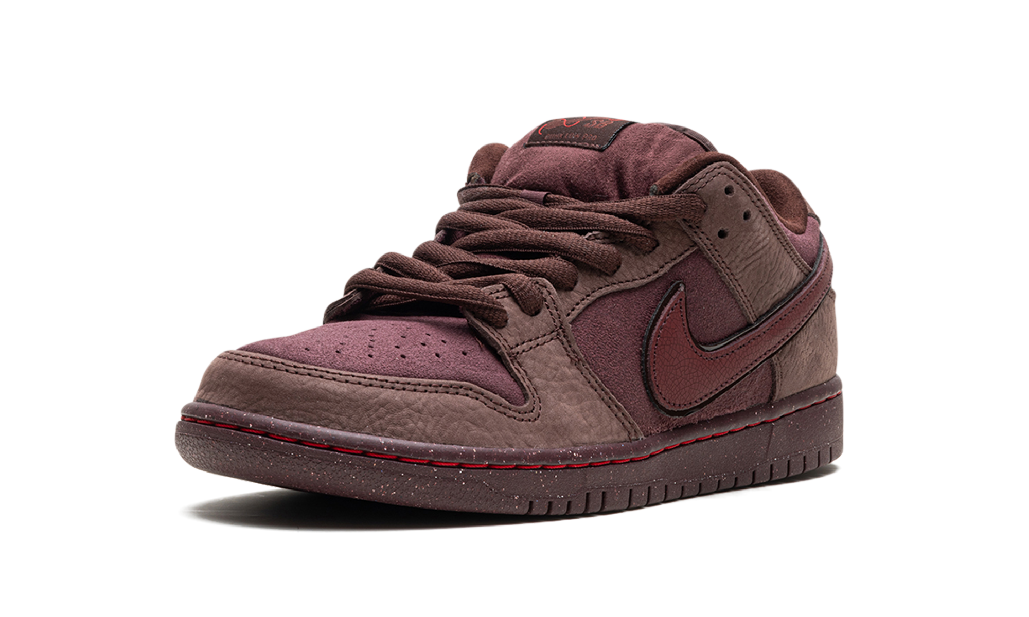 SB Dunk Low "Ciudad del Amor"