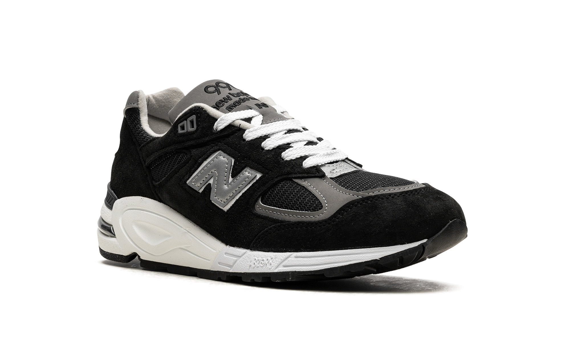 990v2 "Black / White"