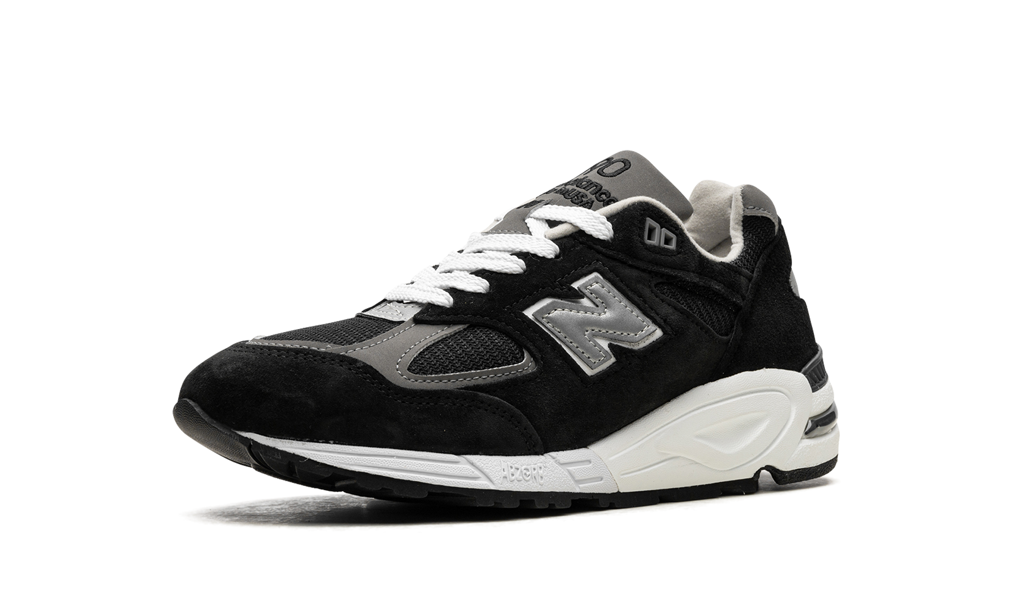 990v2 "Black / White"