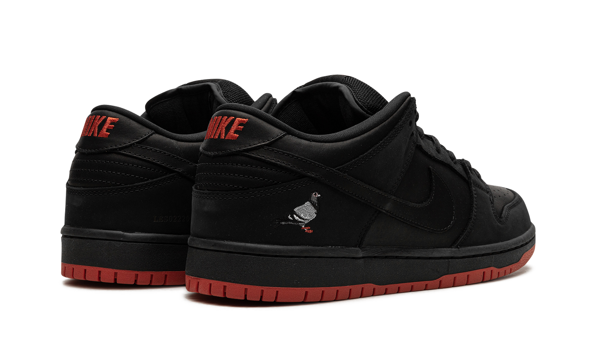 SB Dunk Low TRD QS "Paloma Negra"