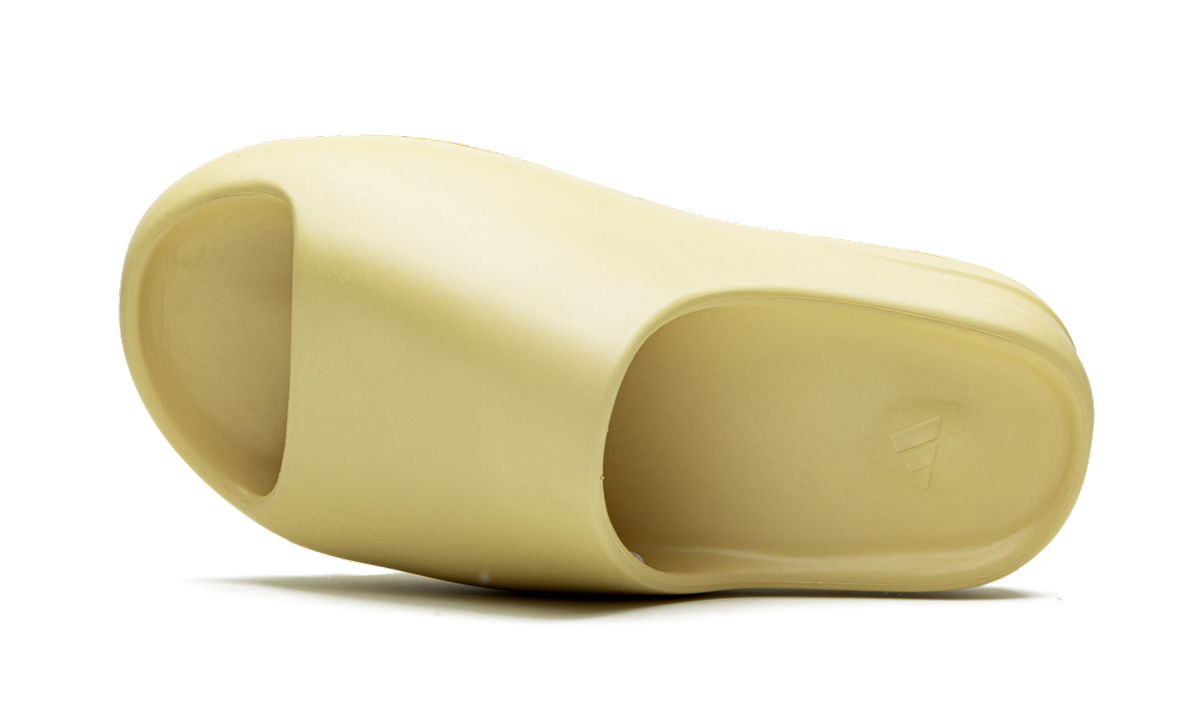Yeezy Slide "Desert Sand"