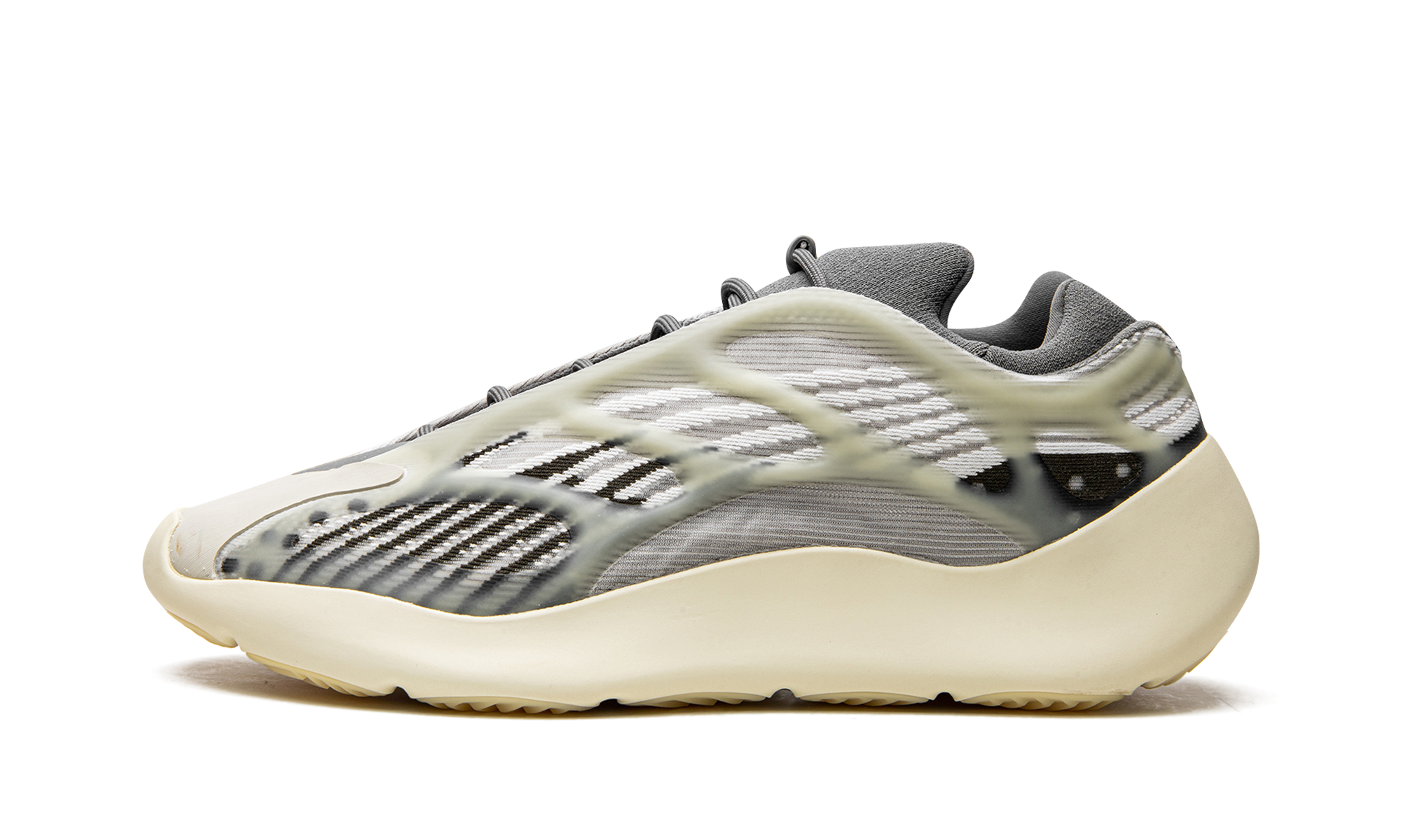 Yeezy 700 V3 "Fade Salt"