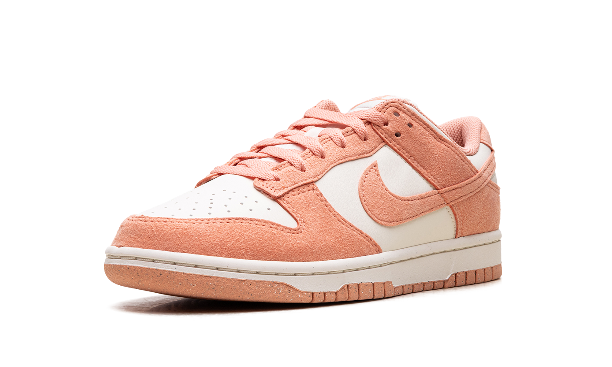 Dunk Low Next Nature WMNS "Apricot Agate"