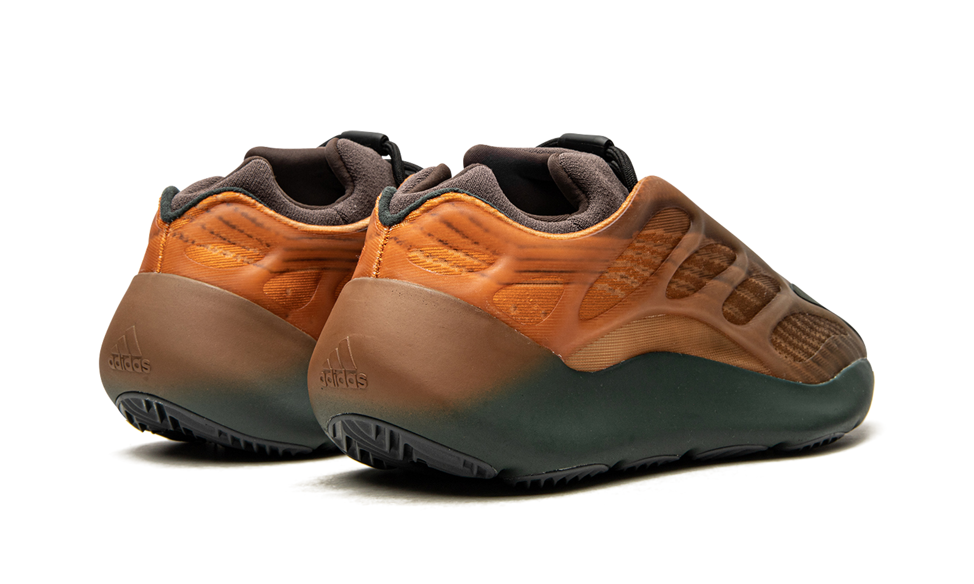 Yeezy 700 V3 "Copper Fade"