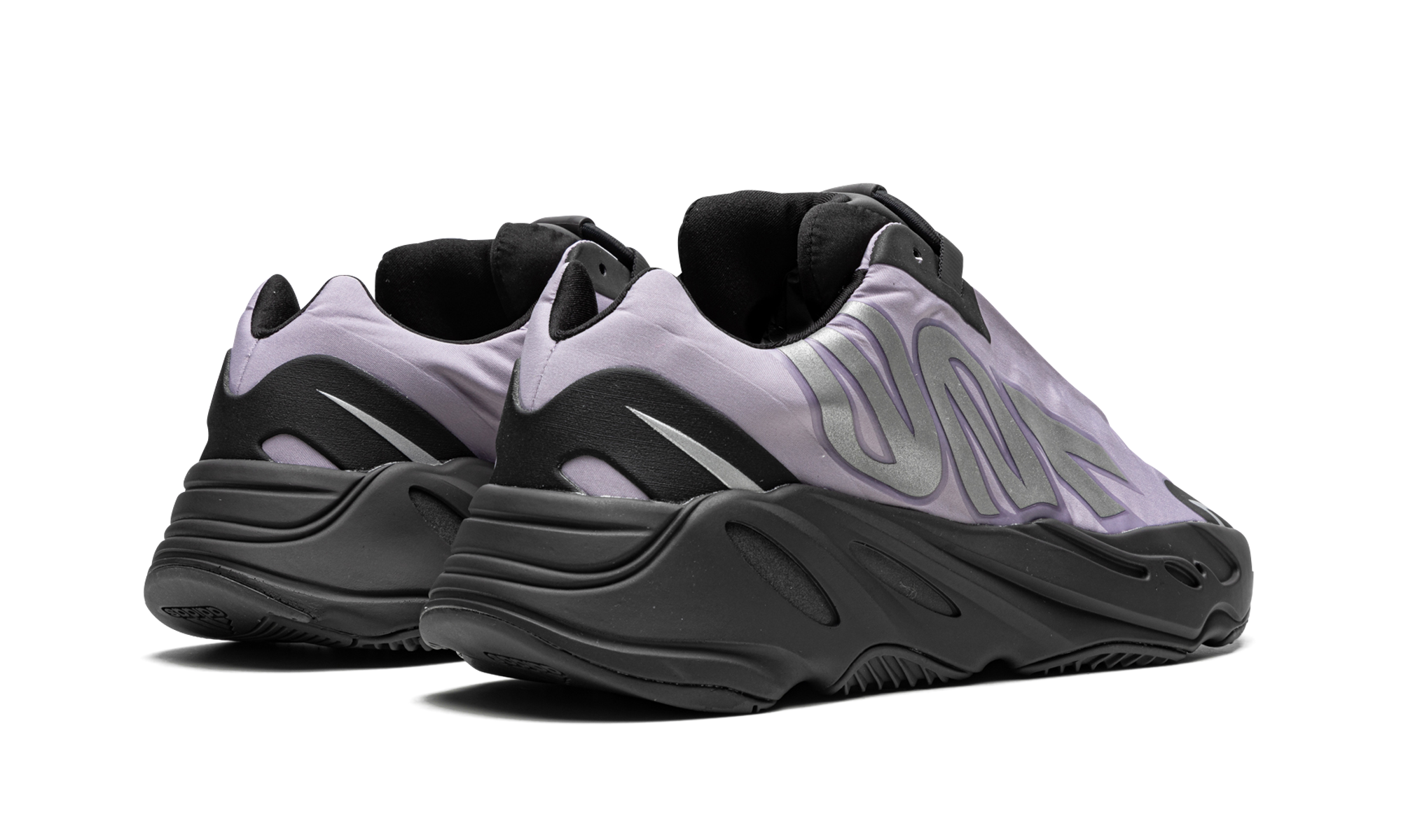 Yeezy 700 MNVN "Geode"