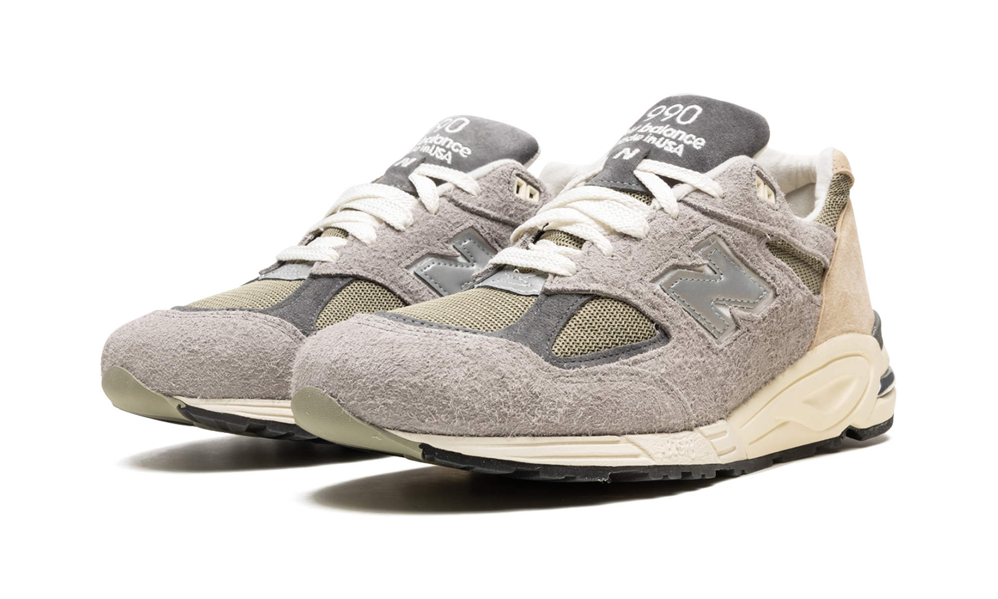 990 V2 "Made In USA - Teddy Santis"