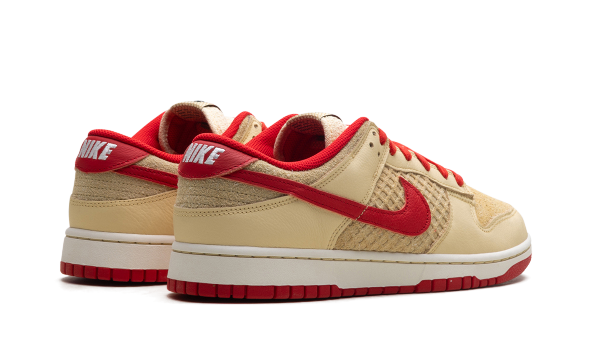 Dunk Low "STRAWBERRY WAFFLE"