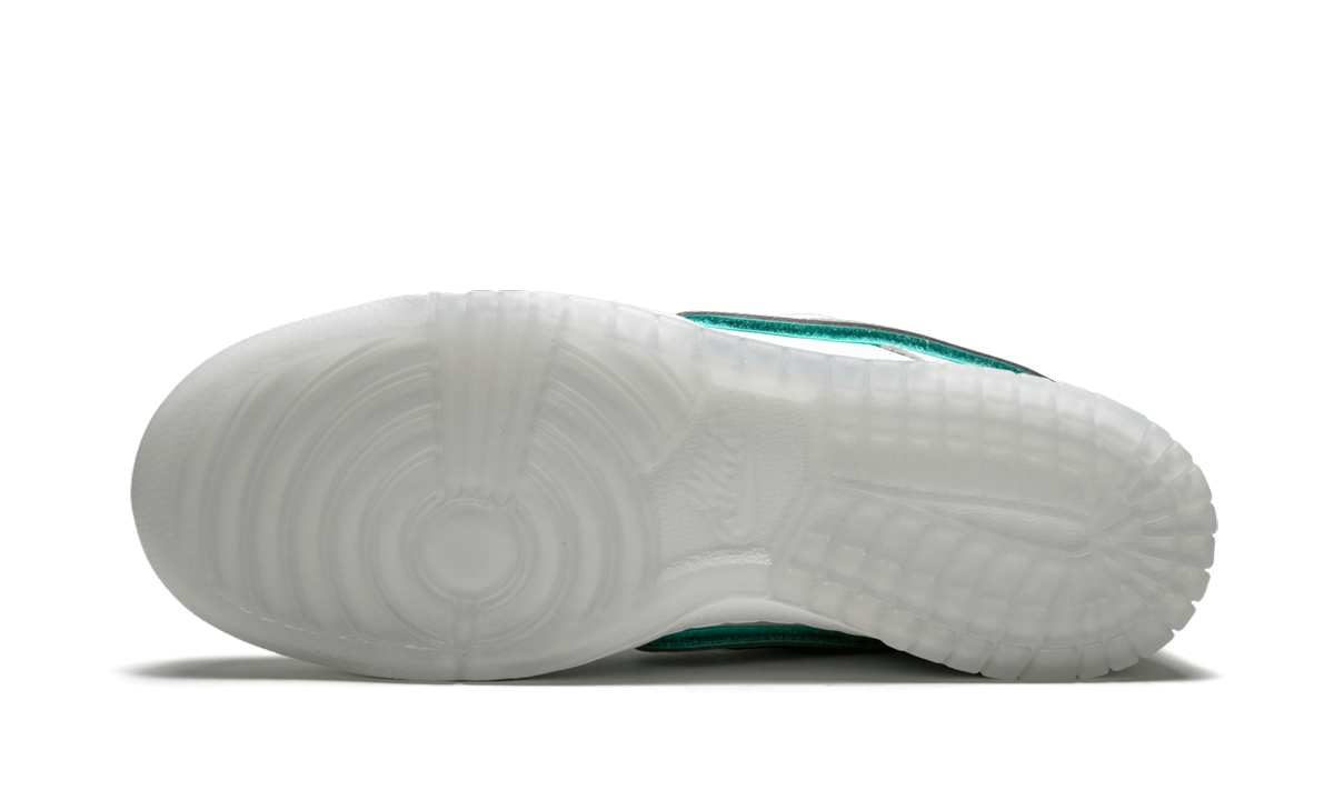 SB Dunk Low Pro OG QS "Blanco Diamante"