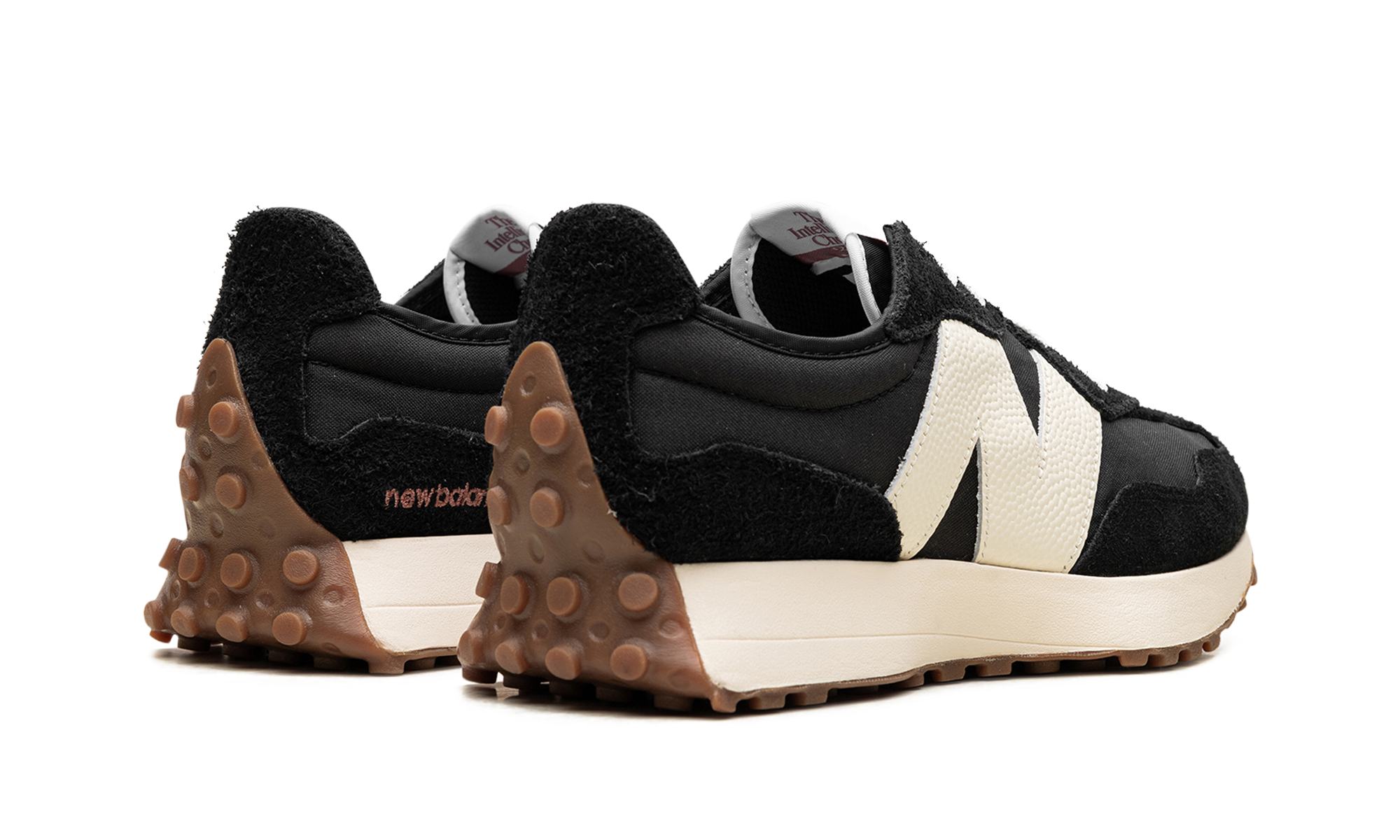 327 WMNS "Black White Gum"