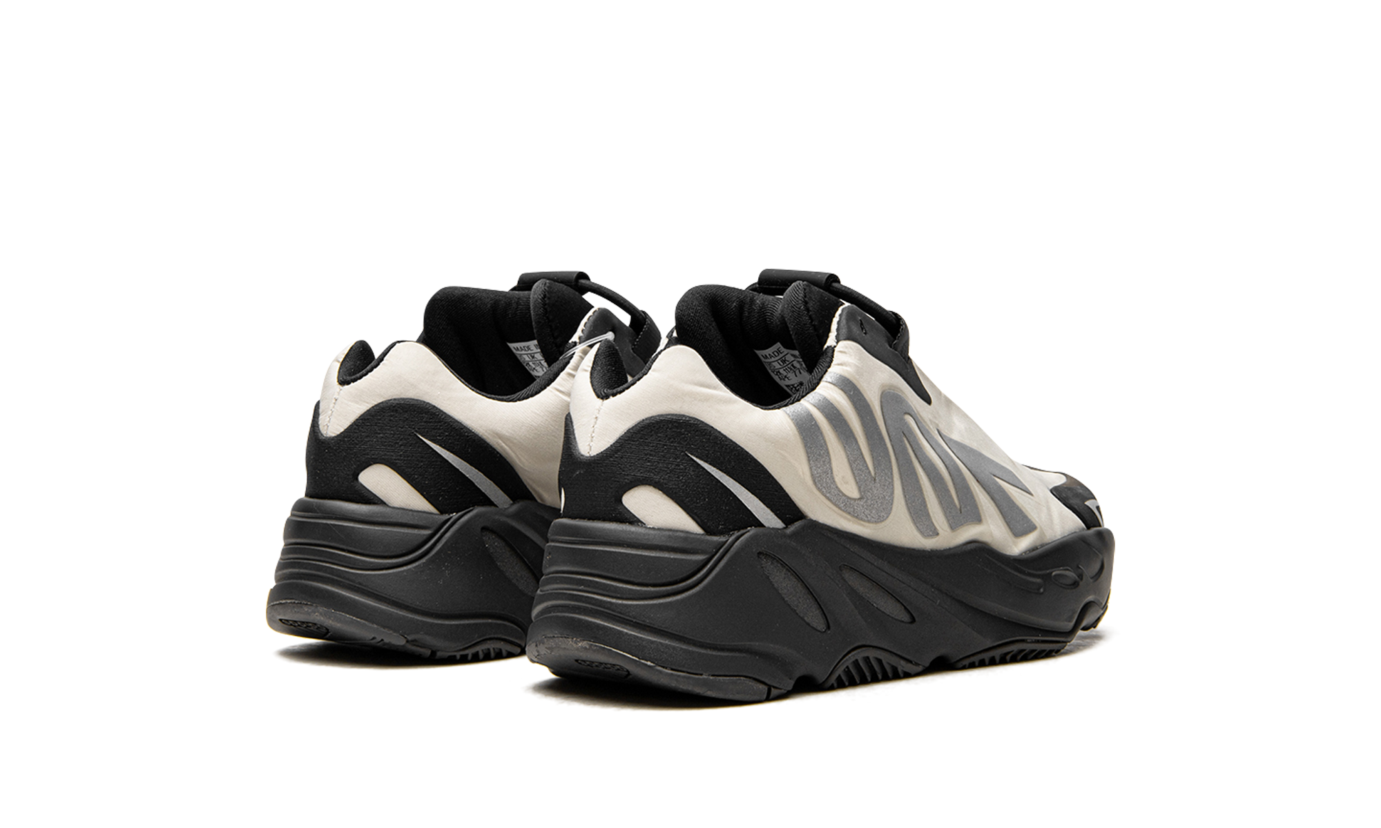 Yeezy Boost 700 MNVN KIDS "Bone"