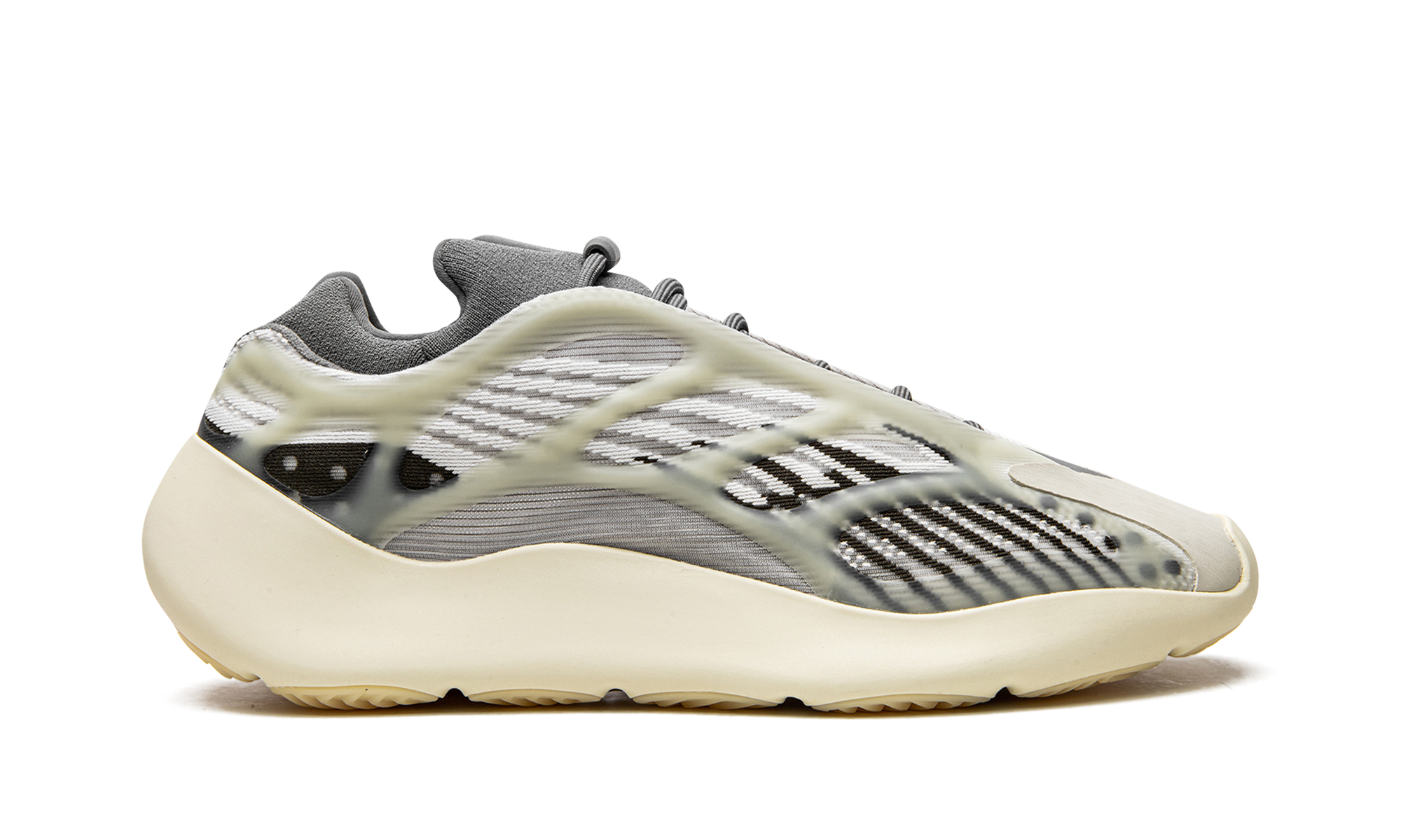 Yeezy 700 V3 "Fade Salt"
