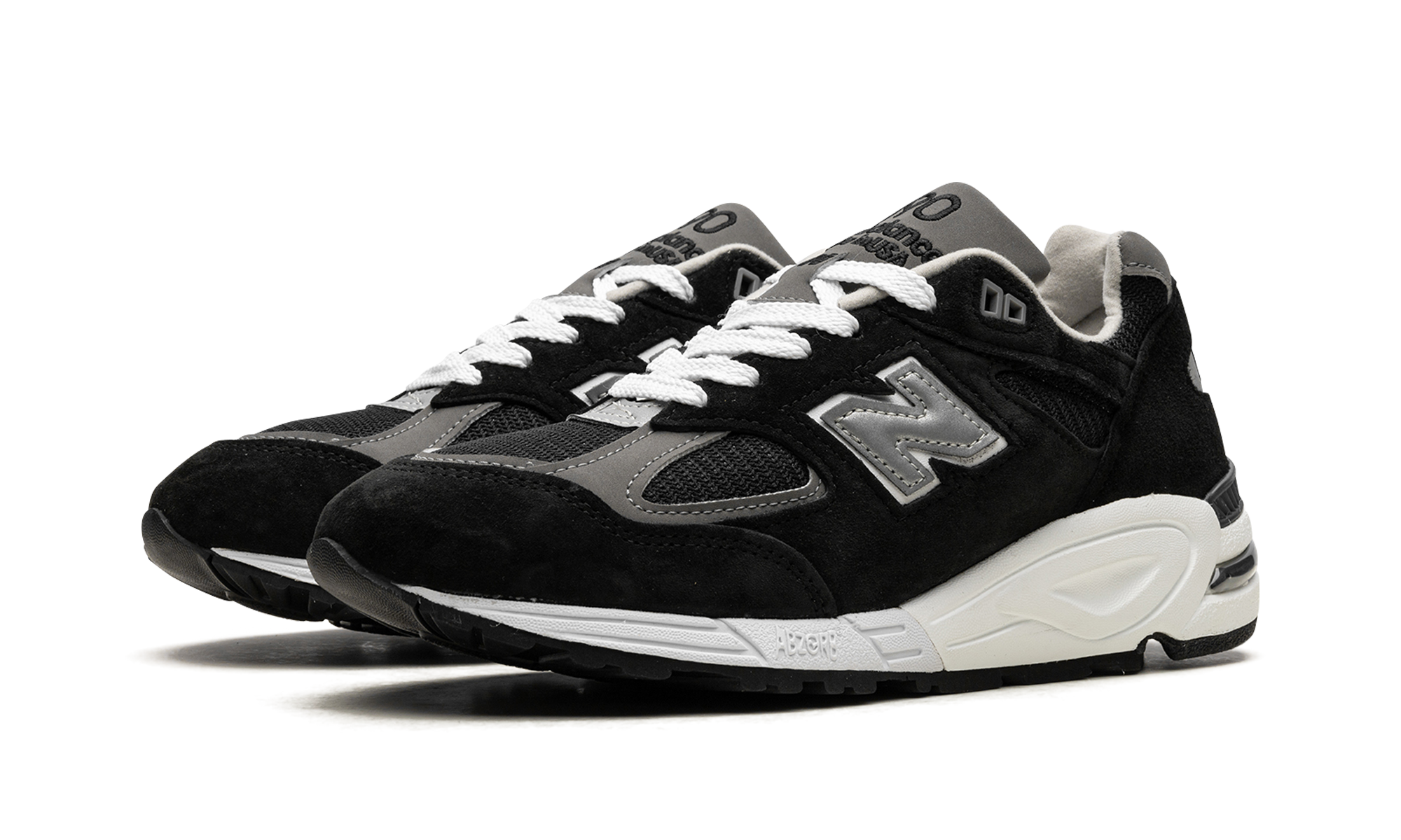 990v2 "Black / White"