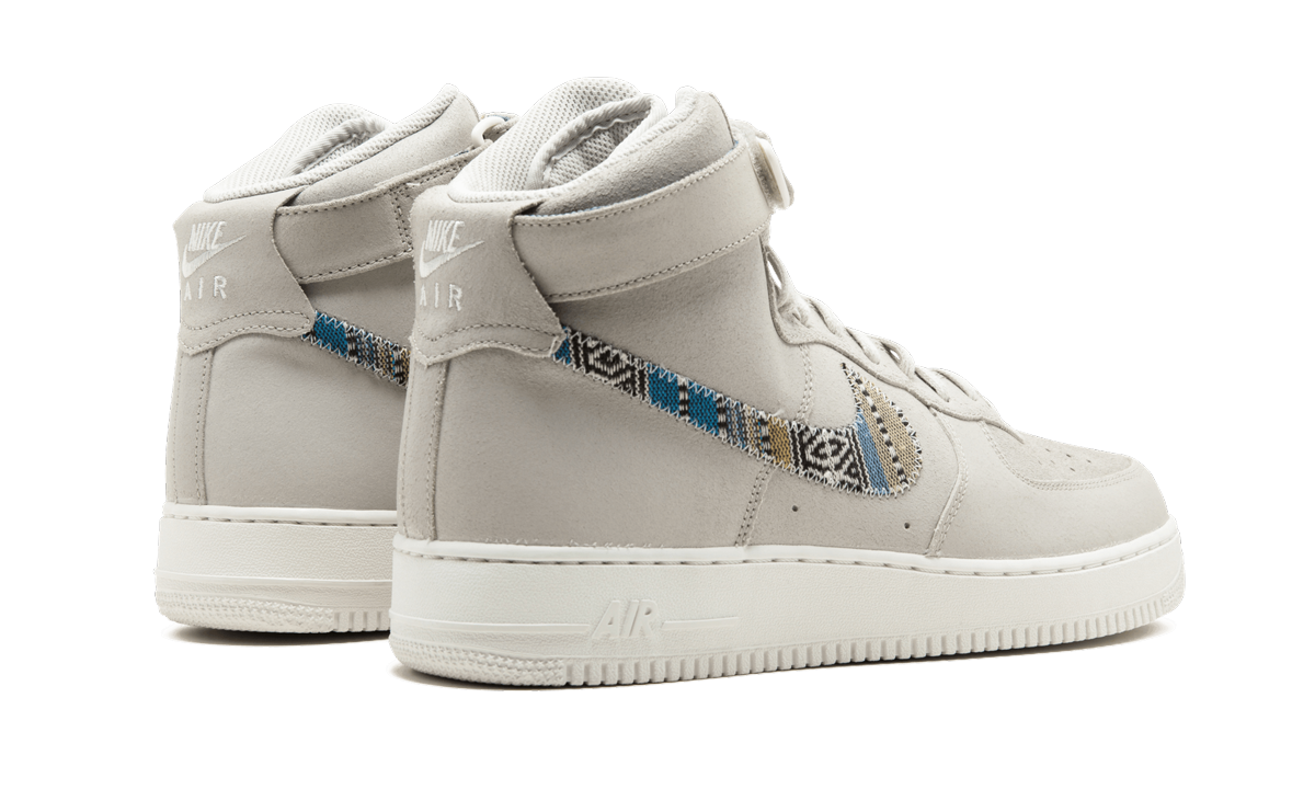 Air Force 1 High '07 LV8