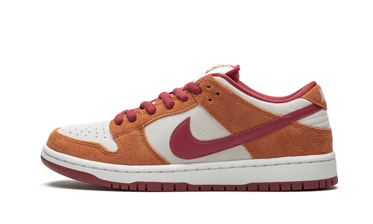 SB Dunk Low Pro "Rojo oscuro"