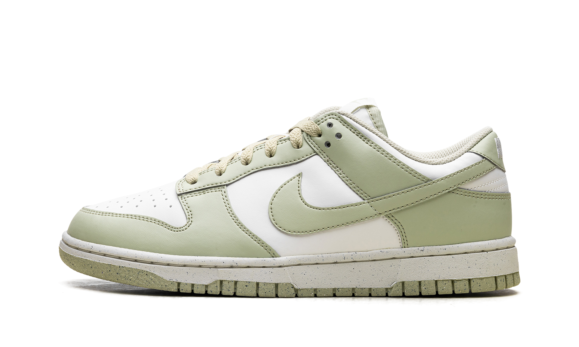 Dunk Low Next Nature WMNS "Olive Aura"