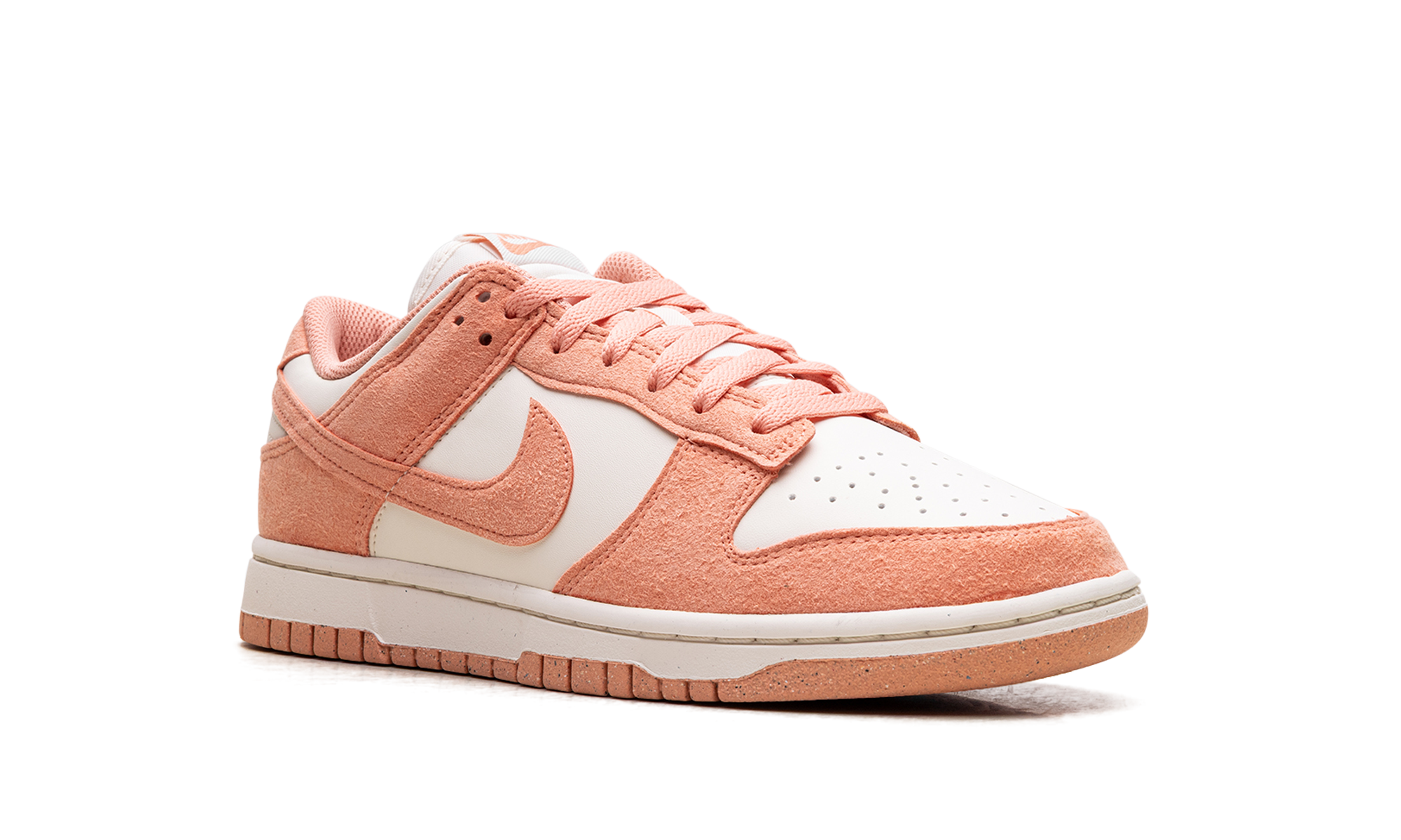 Dunk Low Next Nature WMNS "Apricot Agate"