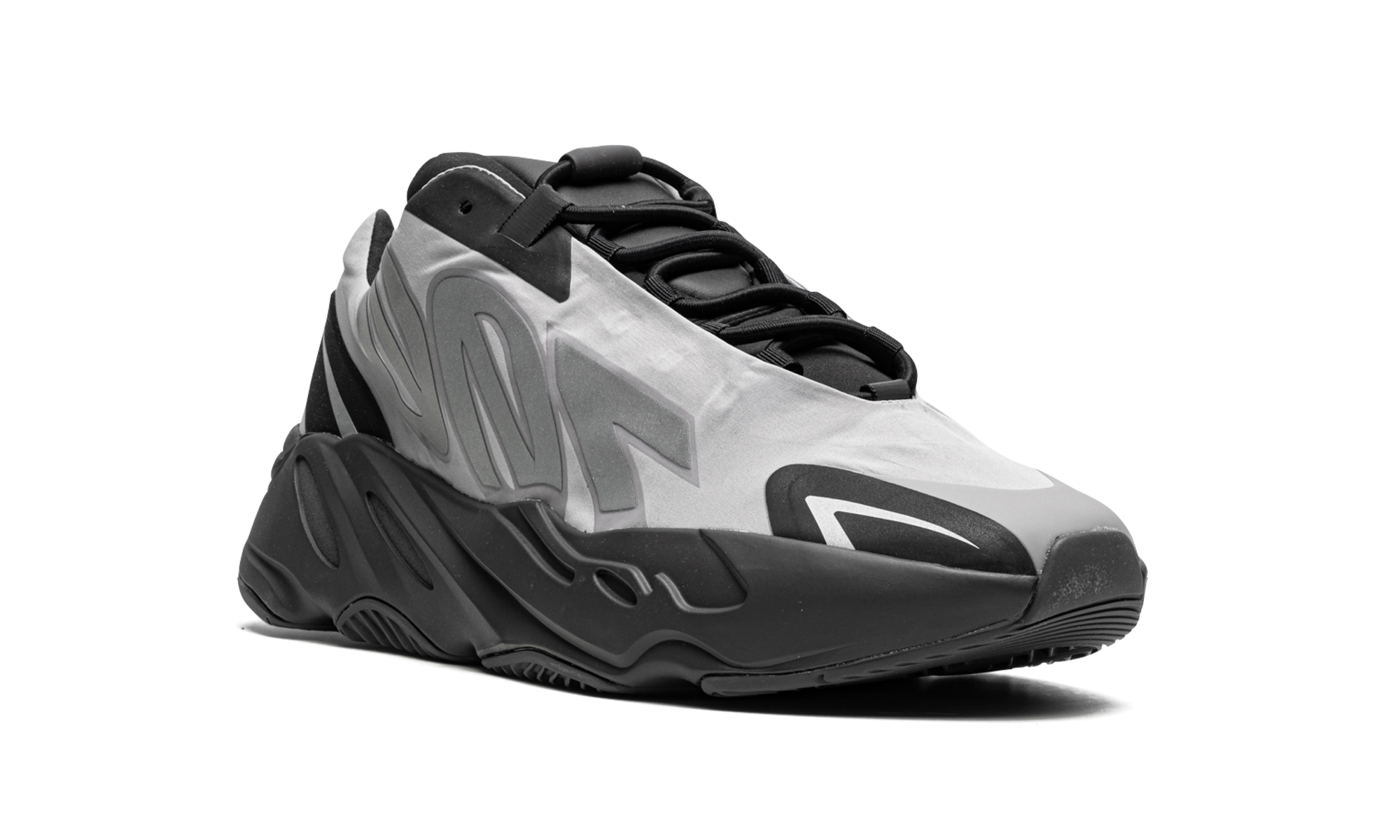 Yeezy 700 MNVN "Metallic"