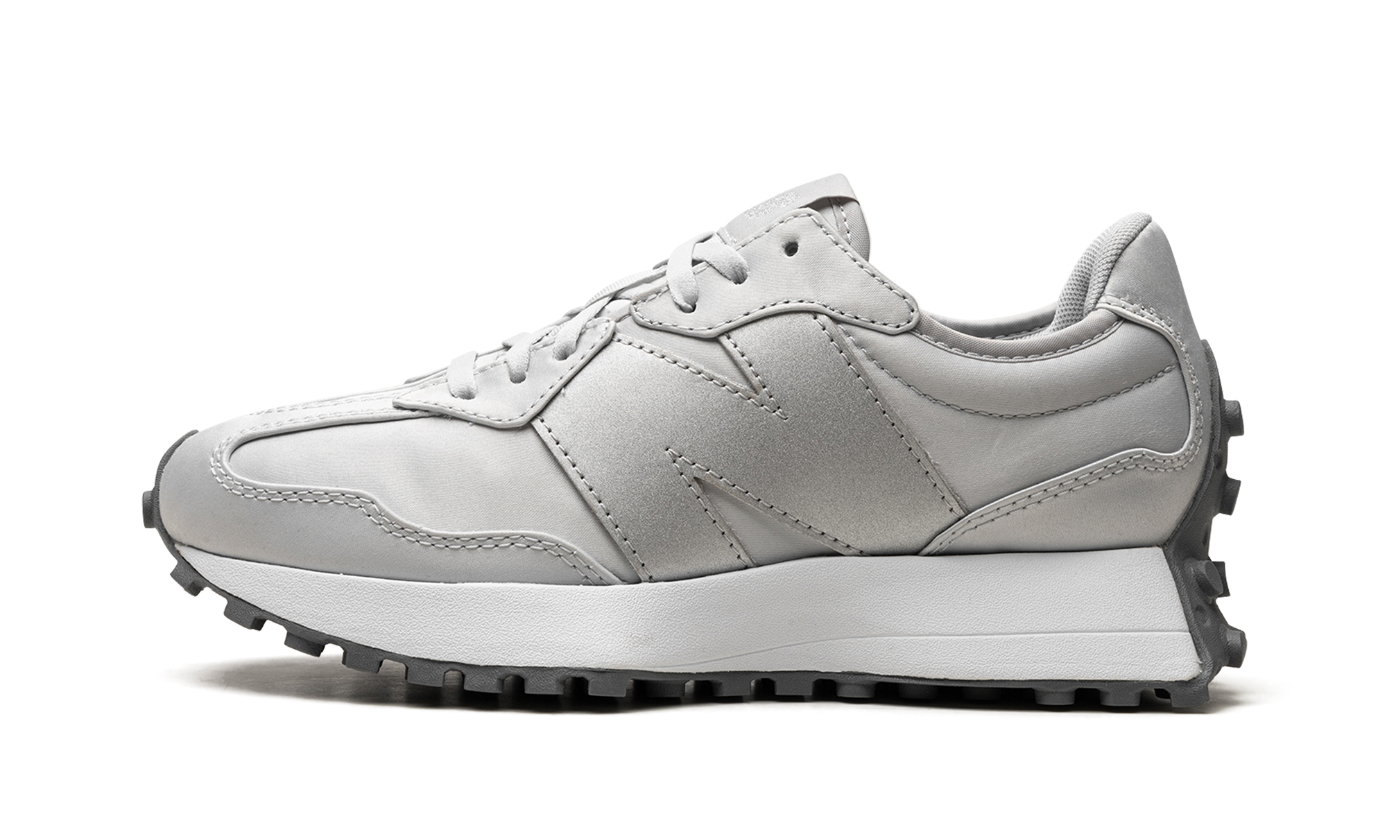 327 WMNS "Light Aluminum Gunmetal"