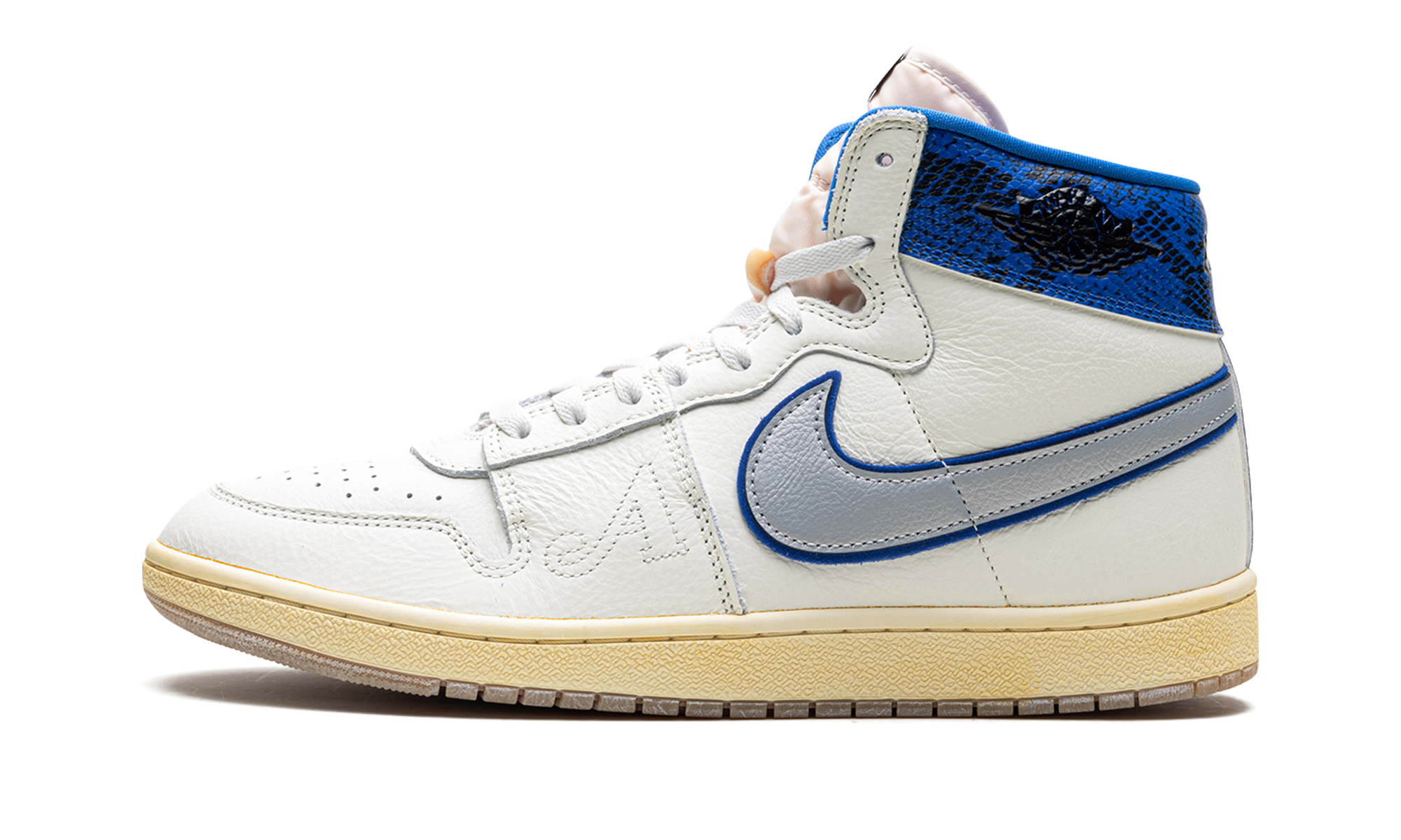 Jordan Air Ship "Awake NY - Game Royal"