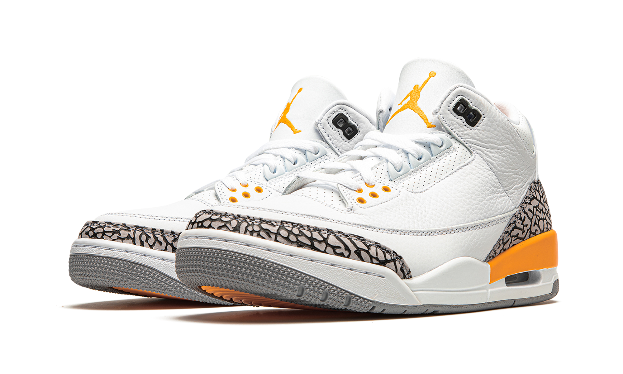 AIR JORDAN 3 RETRO MUJER “Naranja Láser”