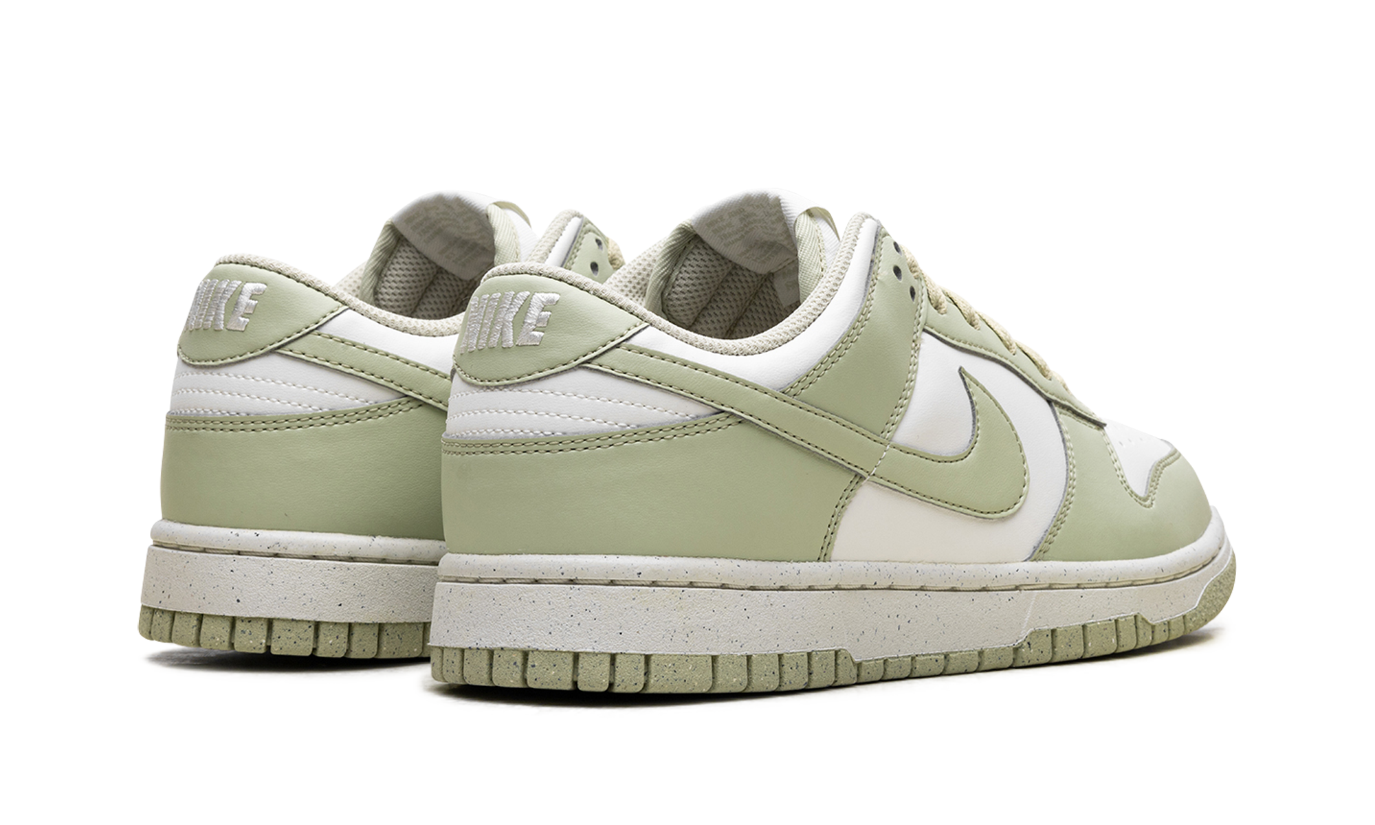 Dunk Low Next Nature WMNS "Olive Aura"