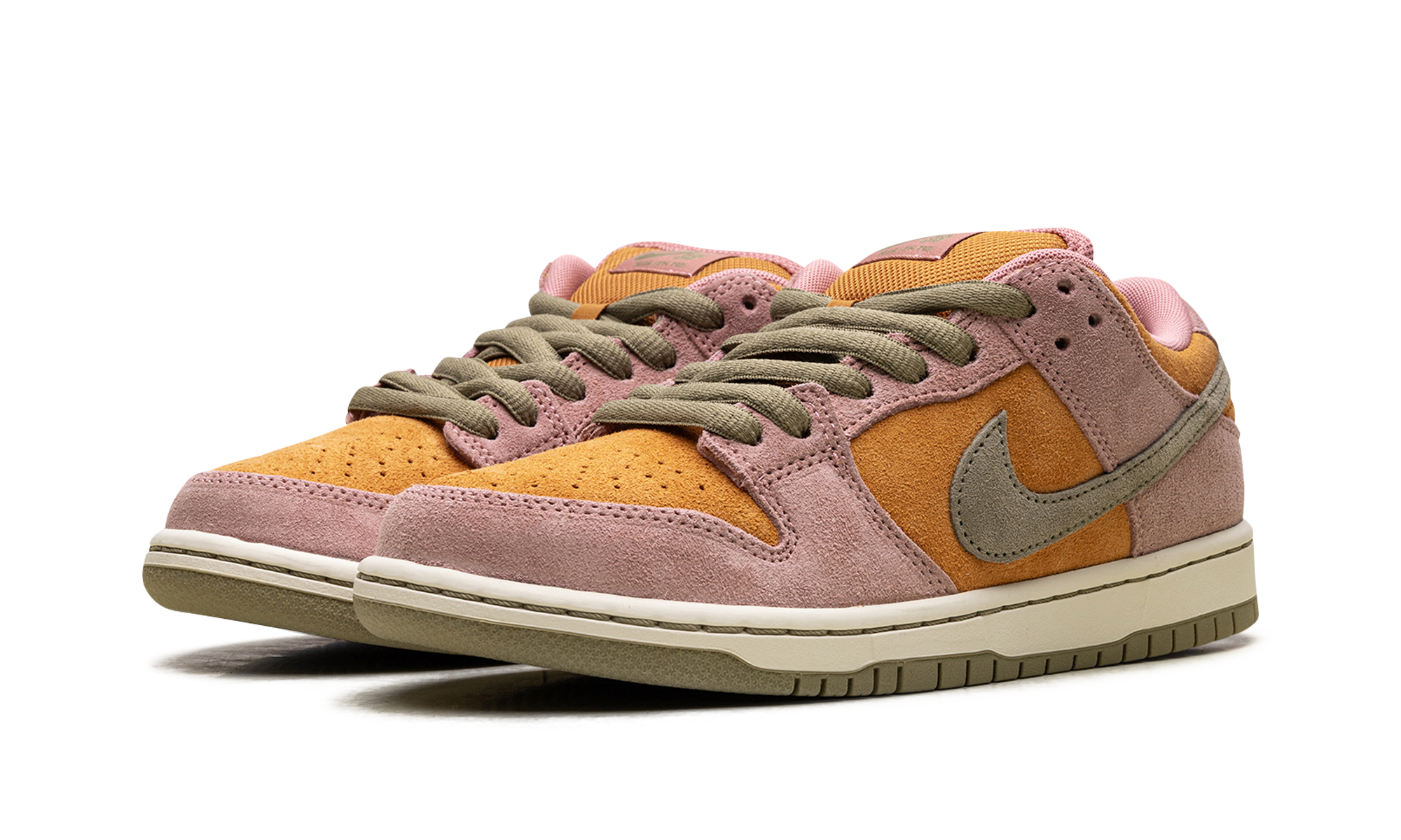 SB Dunk Low "Red Stardust"